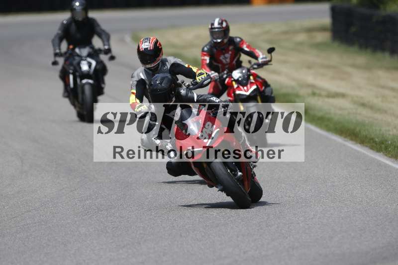 /21 17.06.2026  Ducati Schweiz Track Warmup ADR/Gruppe gelb/912